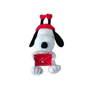 Snoopy Peanuts Plush Valentines‎ 2021 Hallmark collectible